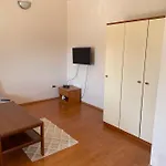 Apartman Flowers - By Ta Leut Agency